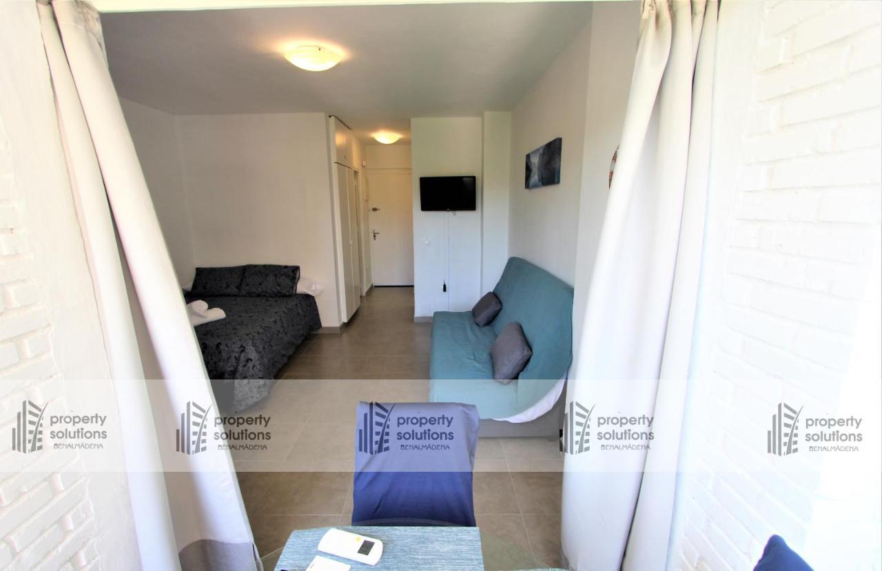 135 Agata Apartamentos. Piscina Y Playa. A Corta Distancia Del Centro. Benalmadena Bagian luar foto