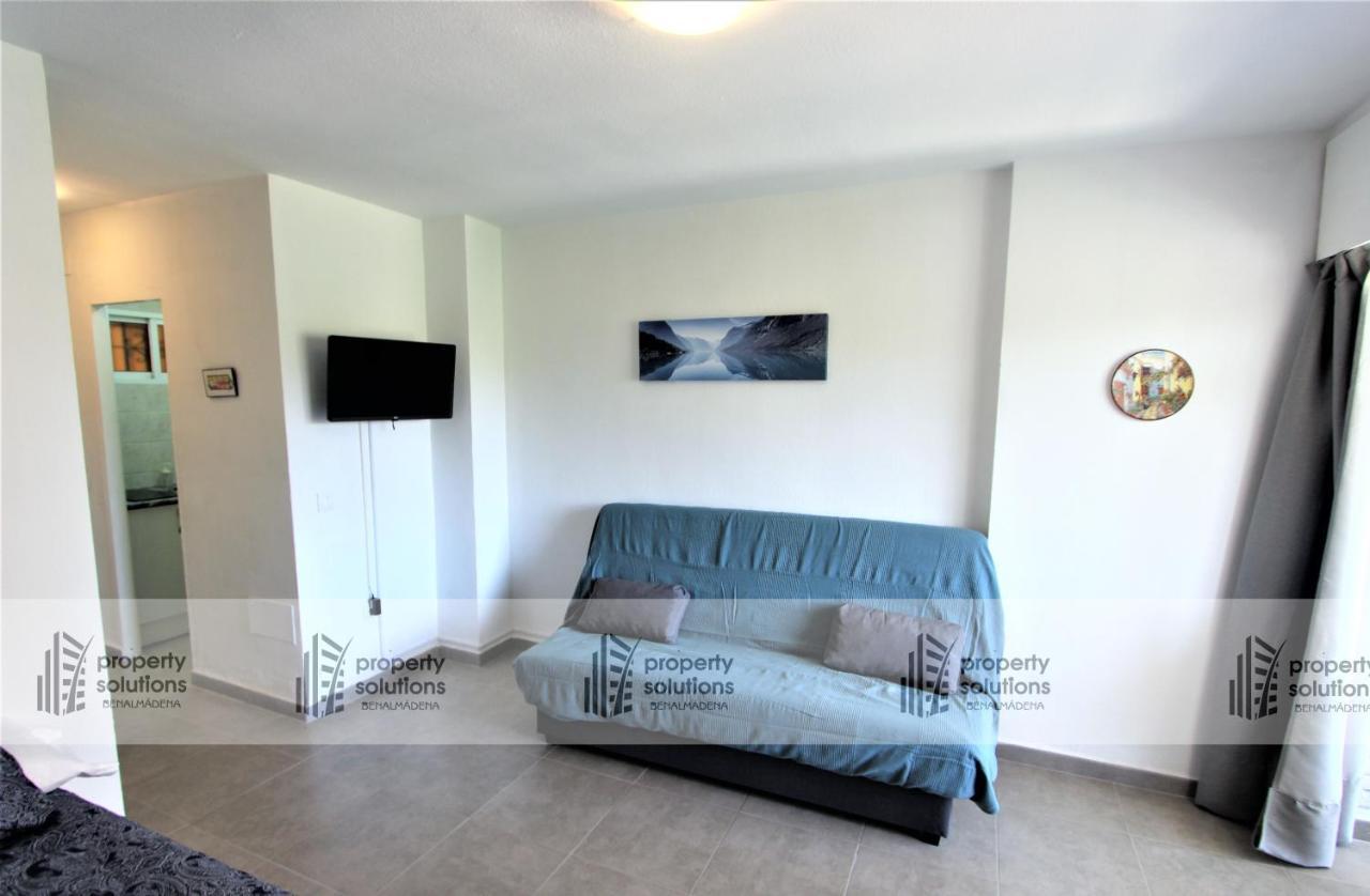 135 Agata Apartamentos. Piscina Y Playa. A Corta Distancia Del Centro. Benalmadena Bagian luar foto