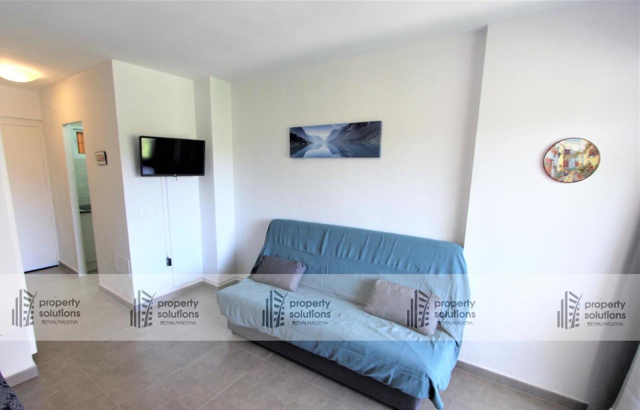 135 Agata Apartamentos. Piscina Y Playa. A Corta Distancia Del Centro. Benalmadena Bagian luar foto
